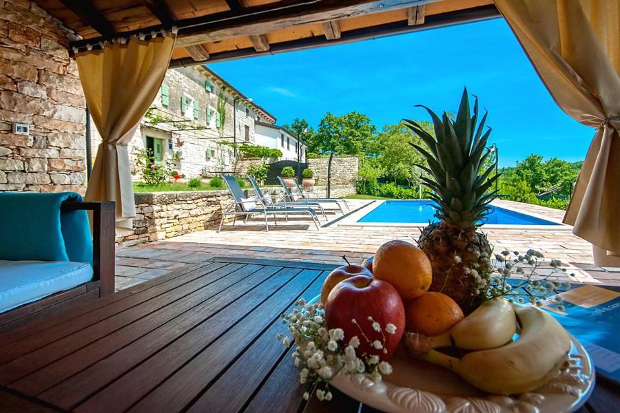 Casa Mazuli Villa โกรชน์ยัน ภายนอก รูปภาพ